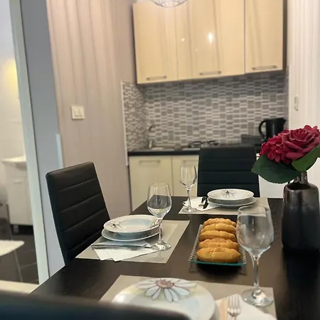 Versus Apartman Mlini